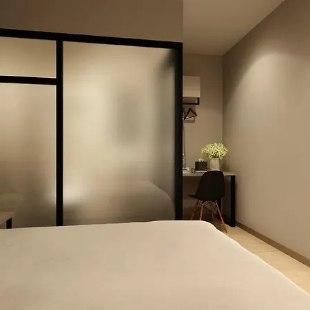 The Square Hotel Skudai Exterior photo
